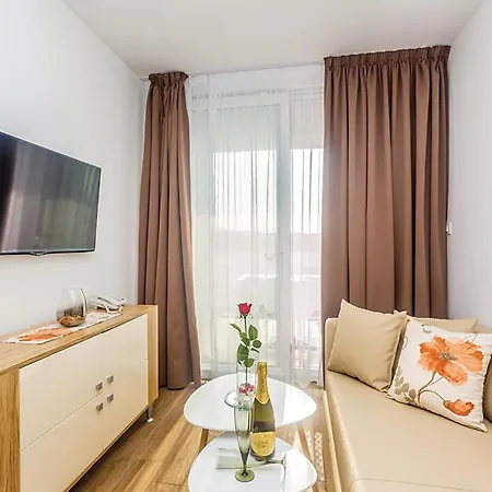 Stunning In Apartamento Punat