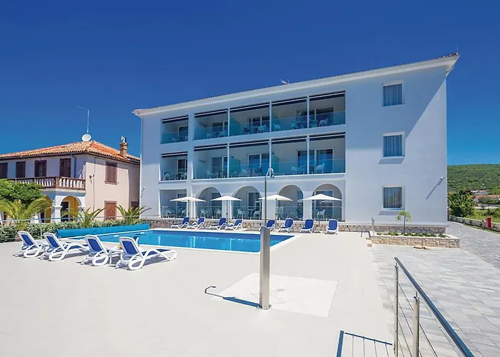 Apartamento Stunning In Punat